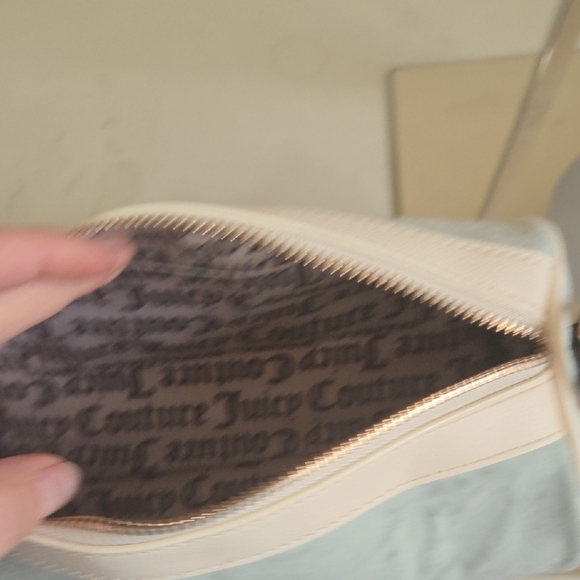 Juicy Couture Frosty Green Shoulder Bag - Picture 6 of 6